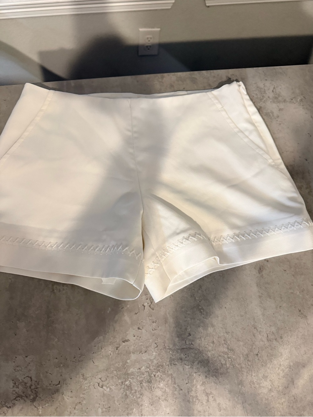 Trina Turk White High Waist Scalloped Hem Shorts